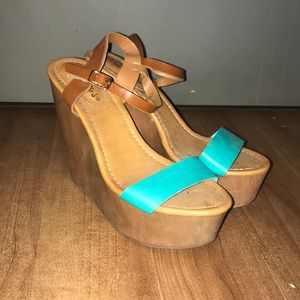 Tan Wedges